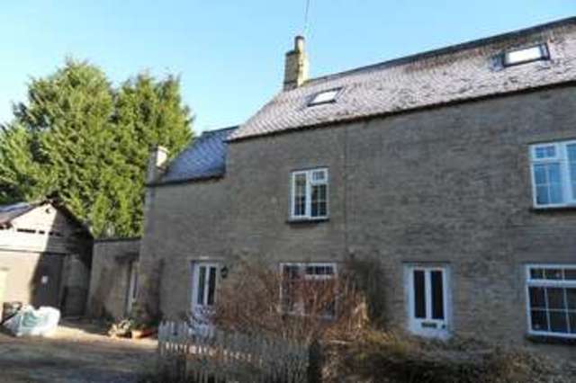  Image of 2 bedroom Cottage to rent in Brook End Chadlington Chipping Norton OX7 at Brook End  Chadlington, OX7 3NF