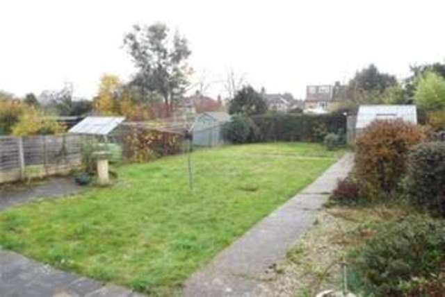  Image of 2 bedroom Bungalow to rent in Seventh Avenue Broomfield Chelmsford CM1 at Chelmsford, CM1 4EE