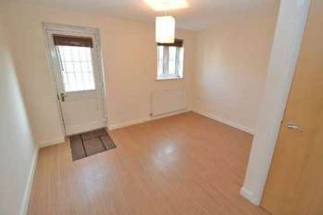  Image of 3 bedroom End of Terrace for sale in Bursar Way Long Eaton Nottingham NG10 at Bursar Way  Long Eaton, NG10 4AT