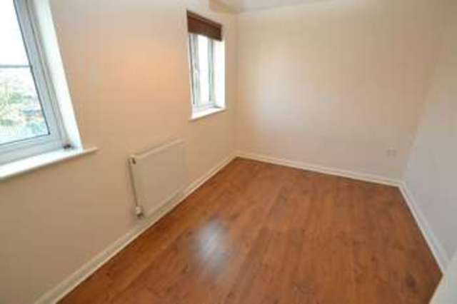  Image of 3 bedroom End of Terrace for sale in Bursar Way Long Eaton Nottingham NG10 at Bursar Way  Long Eaton, NG10 4AT