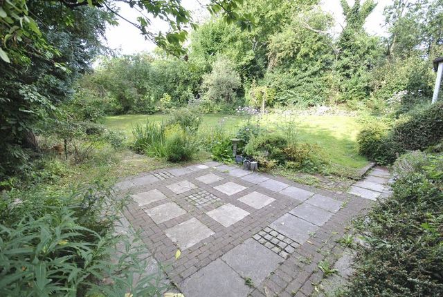  Image of 4 bedroom Detached house to rent in Burton Road Rossett Wrexham LL12 at Burton Road Rossett Wrexham, LL12 0HU
