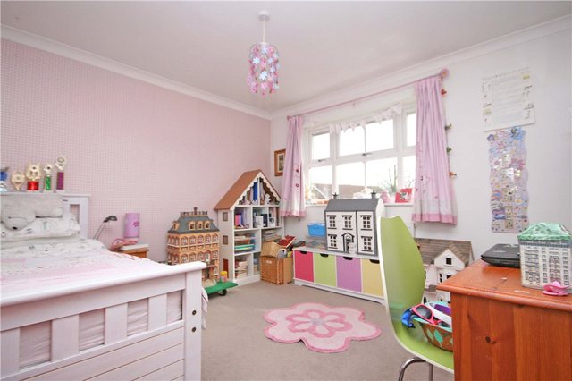  Image of 4 bedroom Detached house for sale in Cabbell Place Addlestone KT15 at Addlestone Surrey Addlestone, KT15 2XF