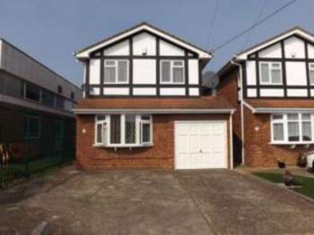  Image of 4 bedroom Detached house for sale in Clifton Road Canvey Island SS8 at Canvey Island Essex Leigh Beck, SS8 0EE