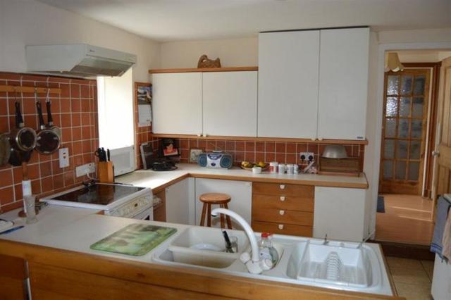  Image of 4 bedroom Detached house to rent in Nantgaredig Carmarthen SA32 at Nantgaredig  Carmarthen, SA32 7PG