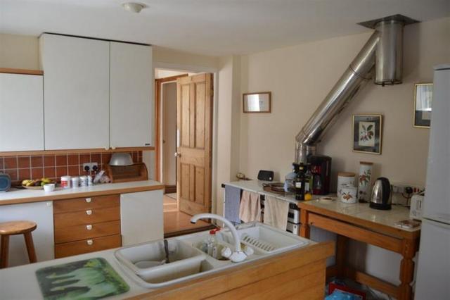  Image of 4 bedroom Detached house to rent in Nantgaredig Carmarthen SA32 at Nantgaredig  Carmarthen, SA32 7PG