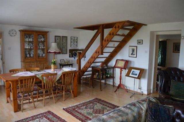  Image of 4 bedroom Detached house to rent in Nantgaredig Carmarthen SA32 at Nantgaredig  Carmarthen, SA32 7PG