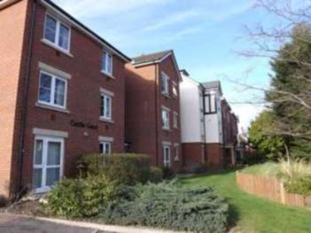  Image of 1 bedroom Flat for sale in Hadlow Road Tonbridge TN9 at Hadlow Road Tonbridge Tonbridge, TN9 1QU