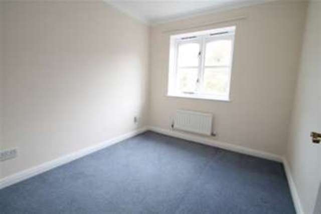 Image of 4 bedroom Detached house to rent in Ashwick Close Caterham CR3 at Caterham, CR3 6BY