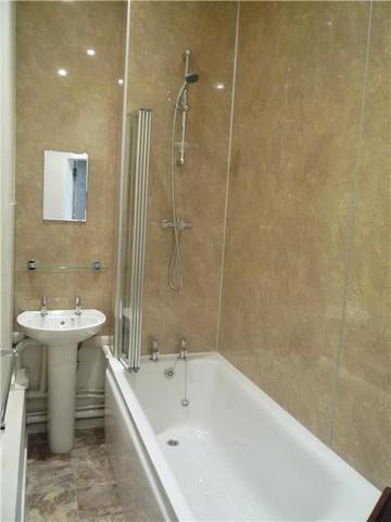  Image of 1 bedroom Flat to rent in Cathcart Place Edinburgh EH11 at Dalry Edinburgh Edinburgh, EH11 2HE