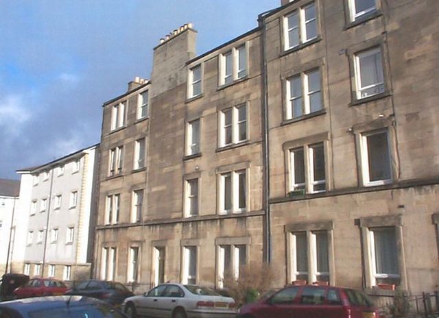  Image of 1 bedroom Flat to rent in Cathcart Place Edinburgh EH11 at Dalry Edinburgh Edinburgh, EH11 2HF
