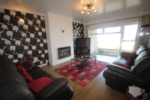  Image of 4 bedroom Semi-Detached house for sale in Cedarhurst Road Portishead Bristol BS20 at Cedarhurst Road Portishead Redcliff Bay, BS20 8HG