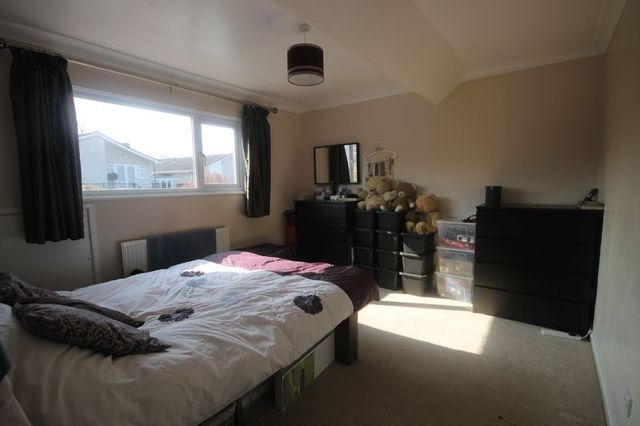  Image of 4 bedroom Semi-Detached house for sale in Cedarhurst Road Portishead Bristol BS20 at Cedarhurst Road Portishead Redcliff Bay, BS20 8HG