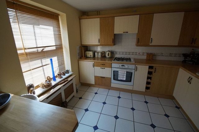  Image of 3 bedroom Detached house for sale in Cedern Avenue Elborough Weston-super-Mare BS24 at Cedern Avenue Elborough Weston-Super-Mare, BS24 8PE