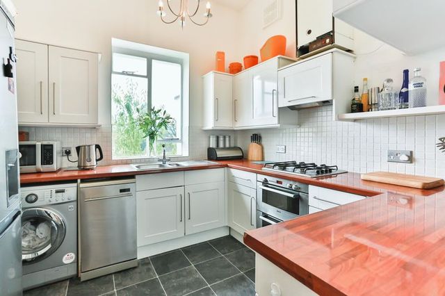 Image of 2 bedroom Flat for sale in Charlton Lawn Cudnall Street Charlton Kings Cheltenham GL53 at Charlton Lawn Cudnall Street Cheltenham, GL53 8AA