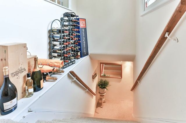  Image of 2 bedroom Flat for sale in Charlton Lawn Cudnall Street Charlton Kings Cheltenham GL53 at Charlton Lawn Cudnall Street Cheltenham, GL53 8AA