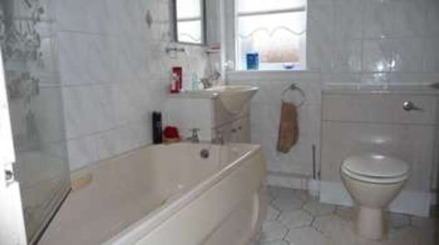  Image of 4 bedroom Semi-Detached house for sale in Clapperhowe Road Motherwell ML1 at Clapperhowe Road  Motherwell, ML1 4BX