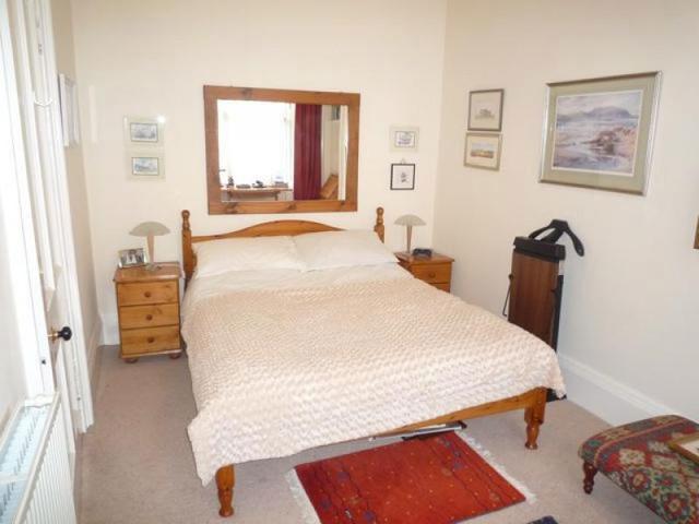  Image of 2 bedroom Flat to rent in Clarence Street Edinburgh EH3 at Stockbridge Edinburgh Edinburgh, EH3 5AF