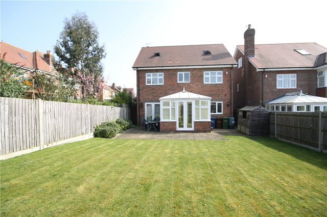  Image of 5 bedroom Detached house for sale in Claudius Close Stanmore HA7 at Stanmore Middx Stanmore, HA7 4PS