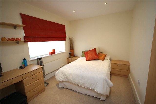  Image of 5 bedroom Detached house for sale in Claudius Close Stanmore HA7 at Stanmore Middx Stanmore, HA7 4PS