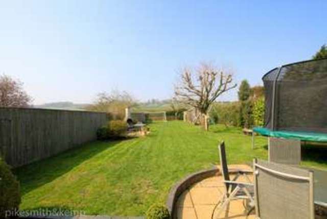  Image of 4 bedroom Detached house for sale in Whyteladyes Lane Cookham Maidenhead SL6 at COOKHAM, SL6 9LA