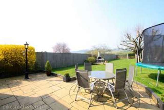  Image of 4 bedroom Detached house for sale in Whyteladyes Lane Cookham Maidenhead SL6 at COOKHAM, SL6 9LA