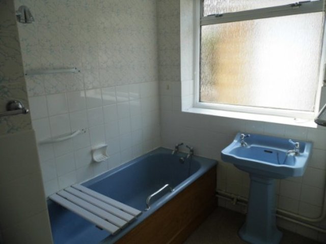  Image of 2 bedroom Detached house for sale in Copse Avenue West Wickham BR4 at West Wickham Kent West Wickham, BR4 9NL