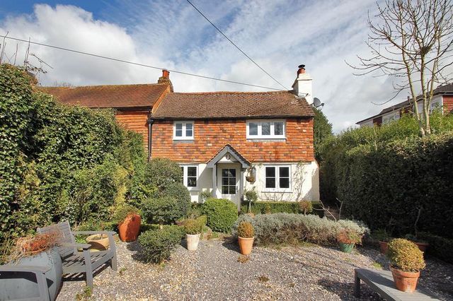  Image of 2 bedroom Semi-Detached house for sale in Copthorne Bank Copthorne Crawley RH10 at Copthorne Bank  Copthorne, RH10 3QX