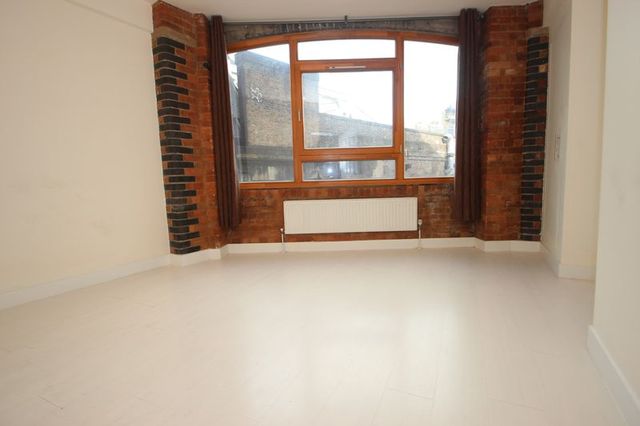  Image of 1 bedroom Property to rent in Cotton