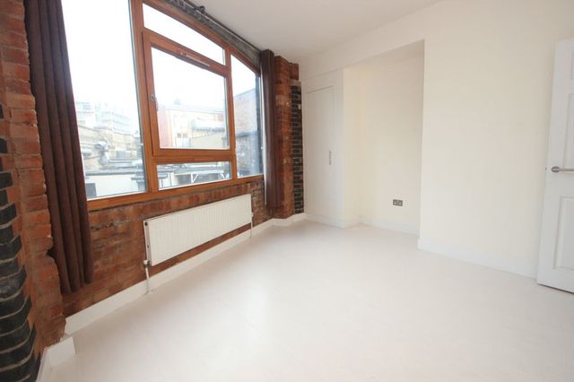  Image of 1 bedroom Property to rent in Cotton