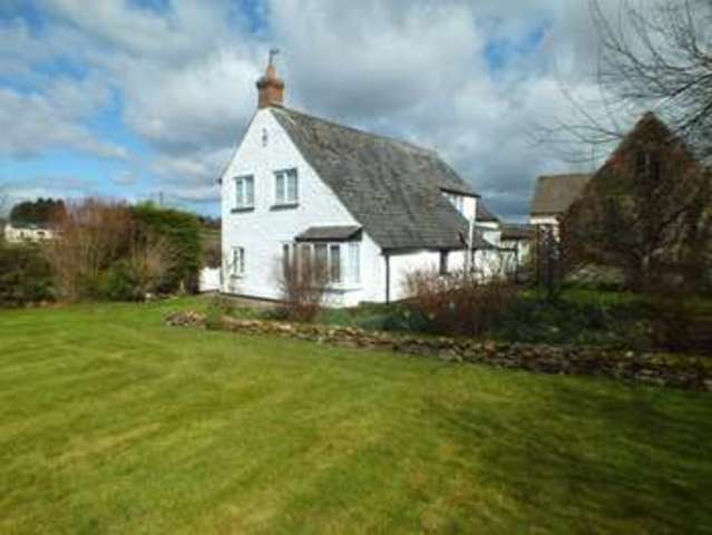  Image of 3 bedroom Detached house for sale in Chelworth Road Cricklade Swindon SN6 at Cricklade Cricklade, SN6 6HL