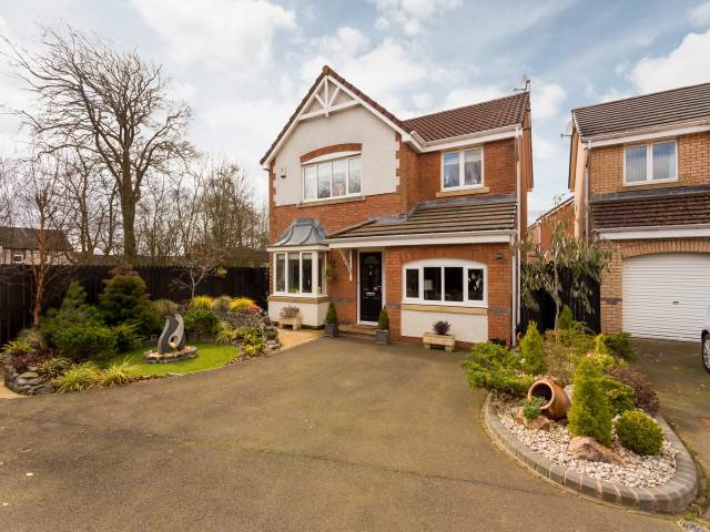  Image of 4 bedroom Detached house to rent in Curlew Brae Livingston EH54 at Livingston West Lothian West Lothian, EH54 6UG
