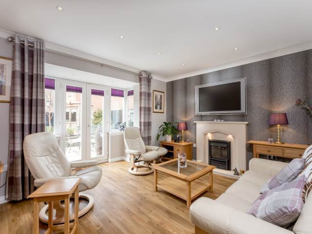  Image of 4 bedroom Detached house to rent in Curlew Brae Livingston EH54 at Livingston West Lothian West Lothian, EH54 6UG