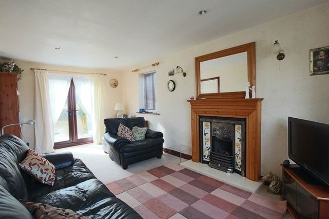  Image of 4 bedroom Property for sale in Daneswood Avenue Whitworth Rochdale OL12 at Daneswood Avenue Whitworth Rochdale, OL12 8UY