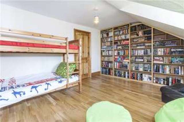  Image of 4 bedroom Terraced house for sale in Dartmouth Hill London SE10 at London  Greenwich, SE10 8AJ