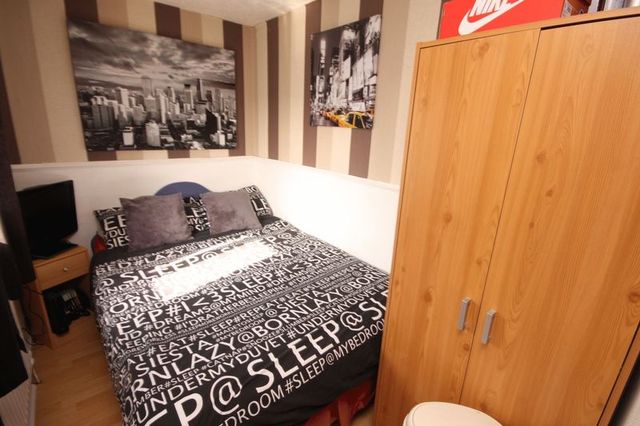 Image of 3 bedroom Terraced house for sale in Defoe Crescent Newton Aycliffe DL5 at Defoe Crescent  Newton Aycliffe, DL5 4JR