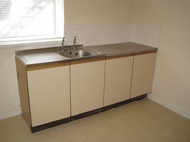  Image of 1 bedroom Flat to rent in Derby Road Nottingham NG1 at Derby Road  Nottingham, NG7 1PR
