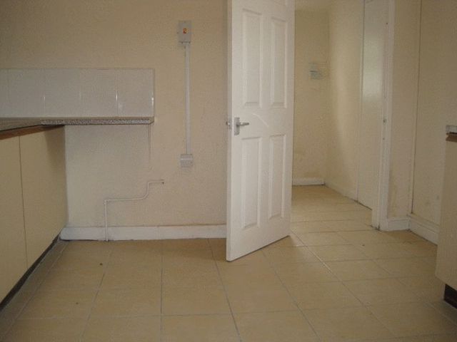  Image of 1 bedroom Flat to rent in Derby Road Nottingham NG1 at Derby Road  Nottingham, NG7 1PR