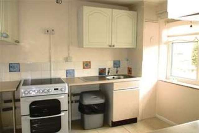  Image of 2 bedroom Maisonette to rent in Lawnwood Road Netherton Dudley DY2 at Dudley, DY2 0BS
