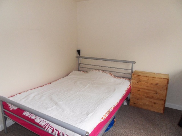  Image of 2 bedroom Flat to rent in Duke Place Edinburgh EH6 at Leith Edinburgh Edinburgh, EH6 8HP