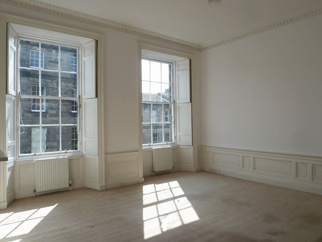  Image of 5 bedroom Flat to rent in Dundas Street Edinburgh EH3 at New Town Edinburgh Edinburgh, EH3 6JN