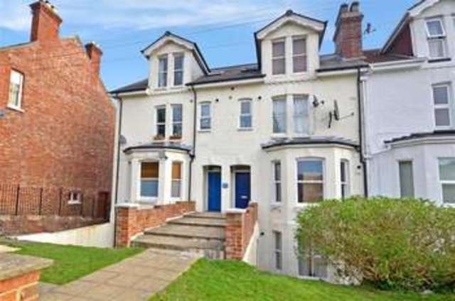  Image of 1 bedroom Flat for sale in Dunstan Road Tunbridge Wells TN4 at Tunbridge Wells Kent Tunbridge Wells, TN4 9NE