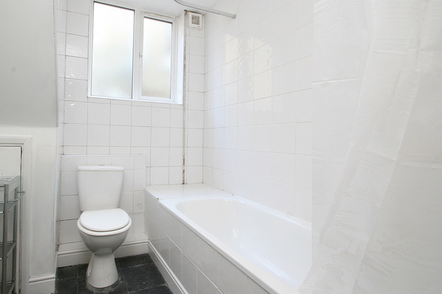  Image of 2 bedroom Apartment for sale in Dunstans Road London SE22 at Dunstans Road  East Dulwich, SE22 0HE