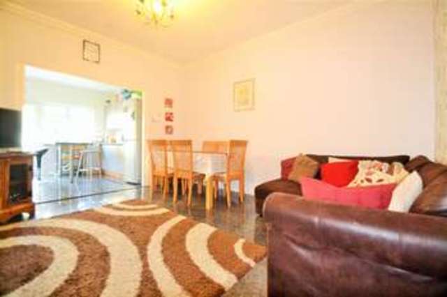  Image of 5 bedroom Detached house to rent in Durnsford Road London SW19 at Wimbledon Park, SW19 8DT