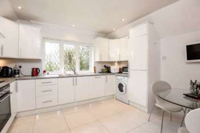  Image of 2 bedroom Flat for sale in Eastbury Avenue Northwood HA6 at 23a Eastbury Avenue  Northwood, HA6 3LJ