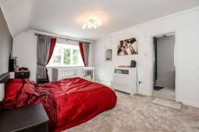  Image of 2 bedroom Flat for sale in Eastbury Avenue Northwood HA6 at 23a Eastbury Avenue  Northwood, HA6 3LJ