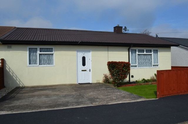  Image of 3 bedroom Detached house for sale in Eden Dene Scunthorpe DN16 at Eden Dene  Scunthorpe, DN16 2PX