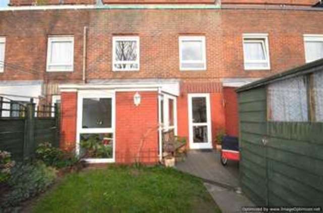  Image of 2 bedroom Flat to rent in Elmbridge Walk Blackstone Estate London E8 at Hackney, E8 3HA