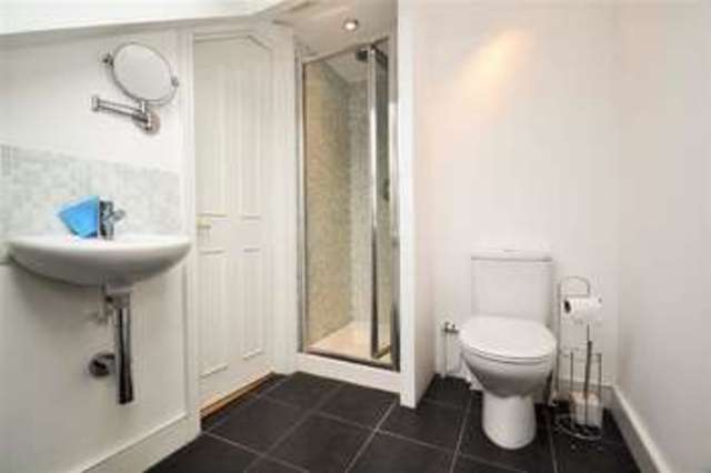  Image of 4 bedroom Terraced house to rent in Evelyn Road London SW19 at Haydons Road, SW19 8NU