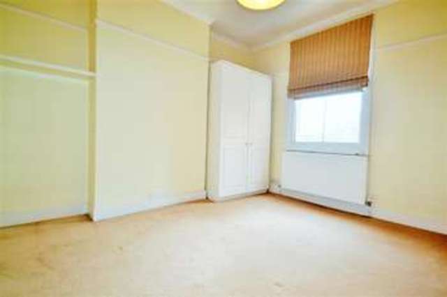  Image of 4 bedroom Terraced house to rent in Evelyn Road London SW19 at Haydons Road, SW19 8NU