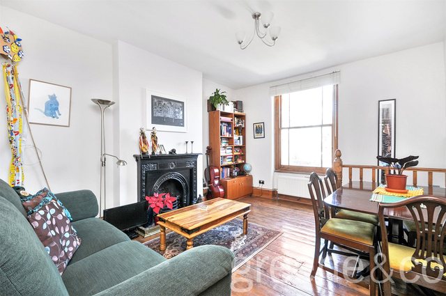  Image of 2 bedroom Flat for sale in Fairfield Road London N8 at Crouch End London Hornsey, N8 9HG